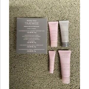 Mary Kay Timewise Miracle 3D to go sets